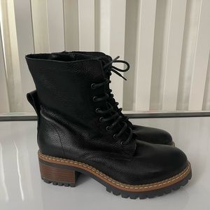 Size 9 black leather womens boots